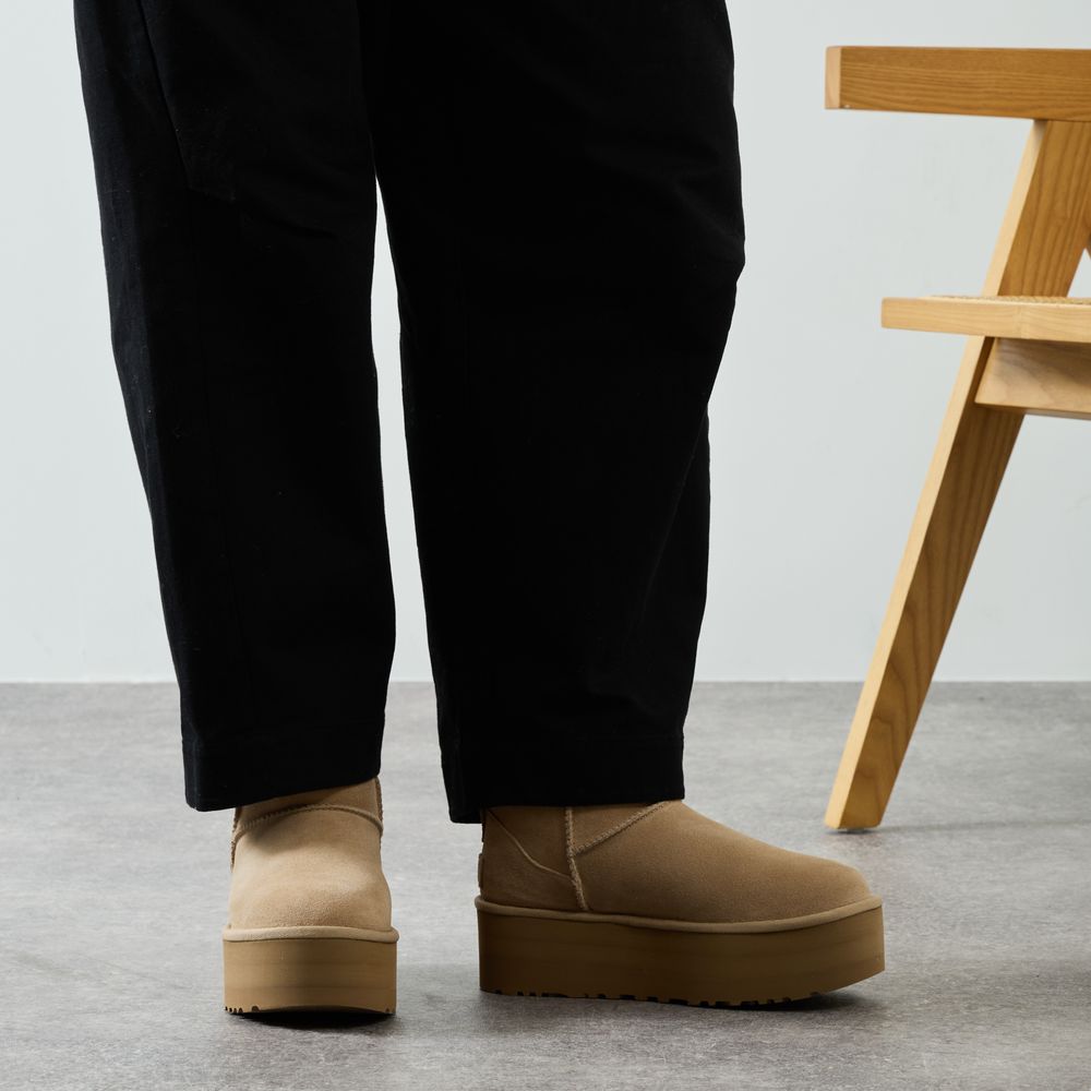 UGG Classic Ultra Mini Platform - Beige