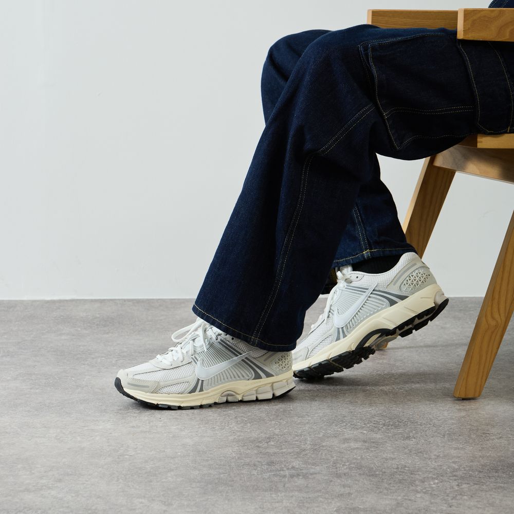 Nike Zoom Vomero 5 - Blanc/beige