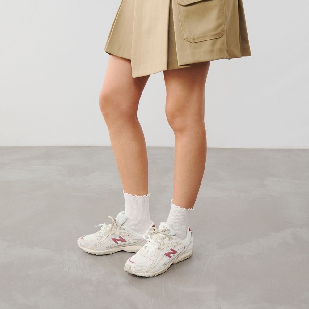 New Balance 204 - Beige/rouge