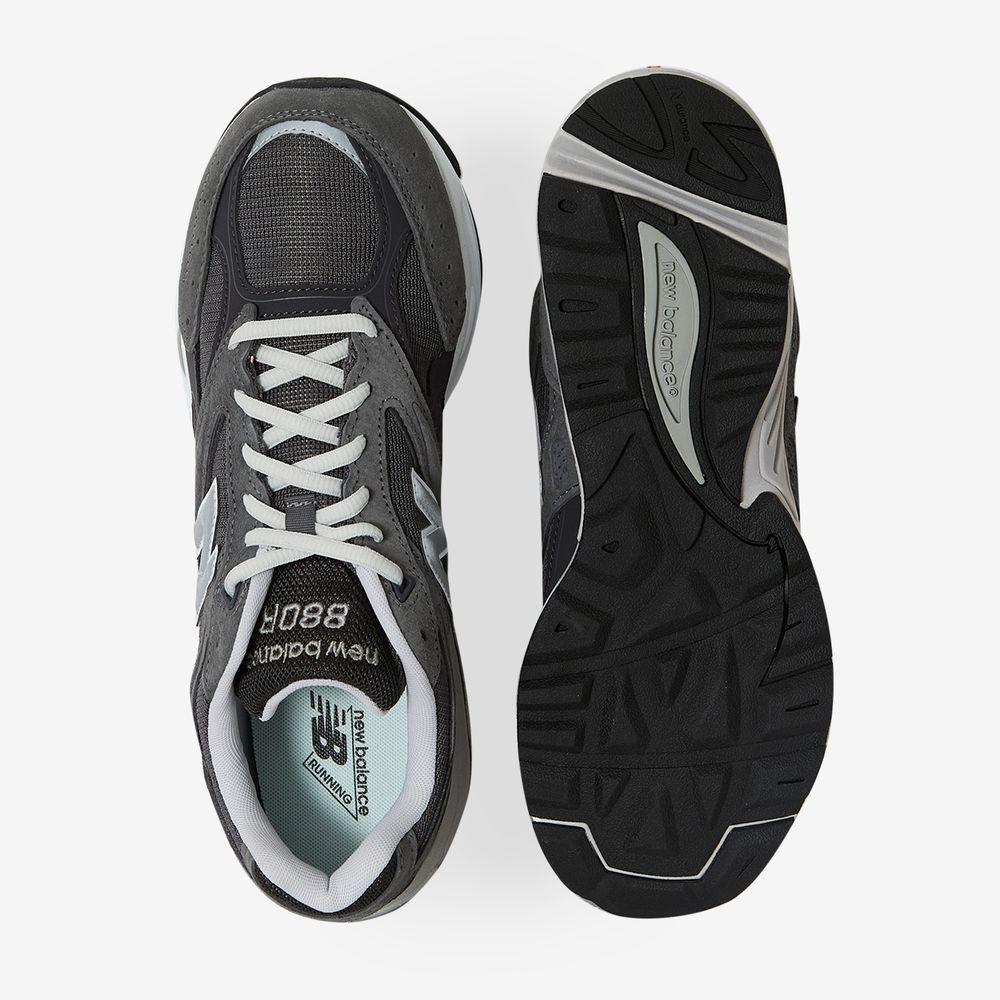 New Balance 880 - Gris