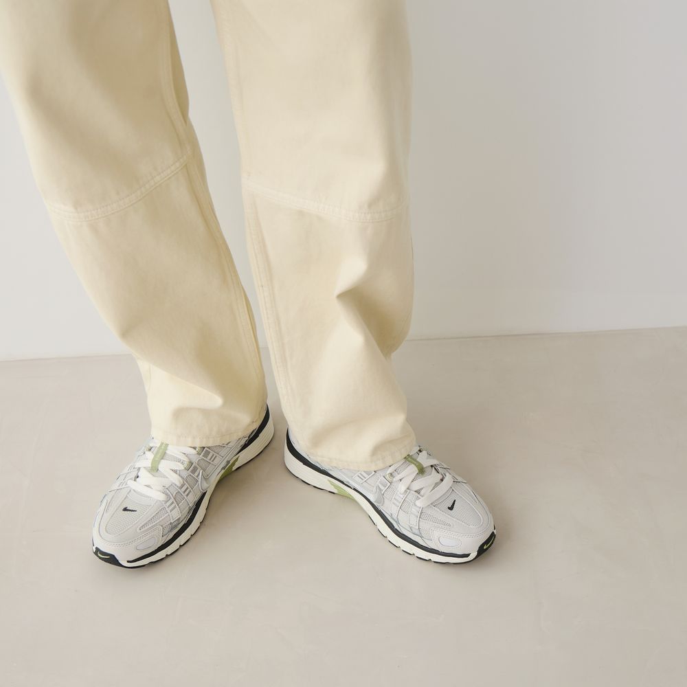 Nike P-6000 - Gris/kaki