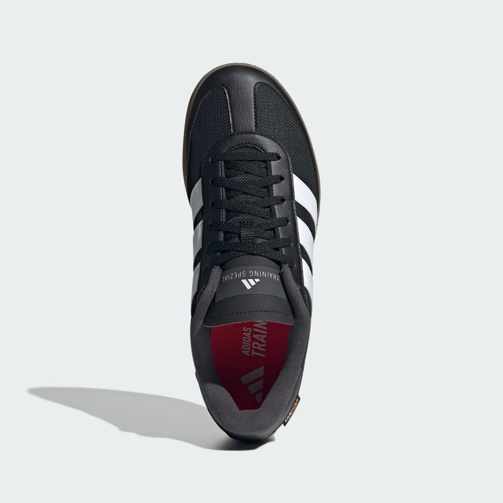 Adidas Performance Chaussure De Training Training Spezial - Core Black / Chalk White / Lucid Red