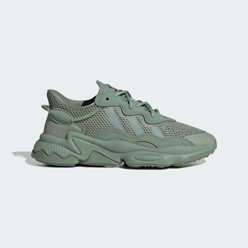 Adidas Originals Chaussure Ozweego - Silver Green / Silver Green / Core Black