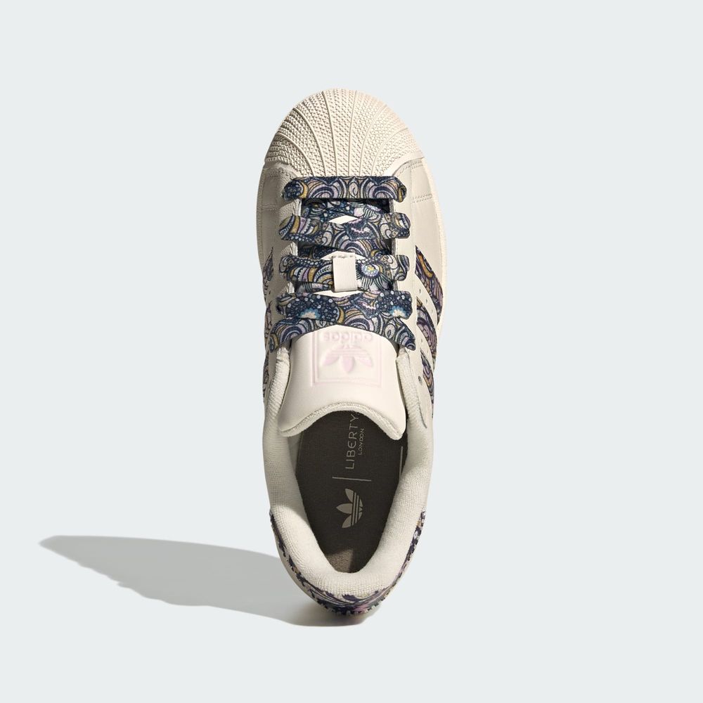 Adidas Originals Chaussure Adidas Liberty London Superstar II - Core White / Orchid Fusion / Gum