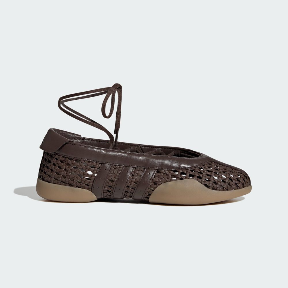 Adidas Originals Chaussure Taekwondo Mei - Brown / Brown / Gum