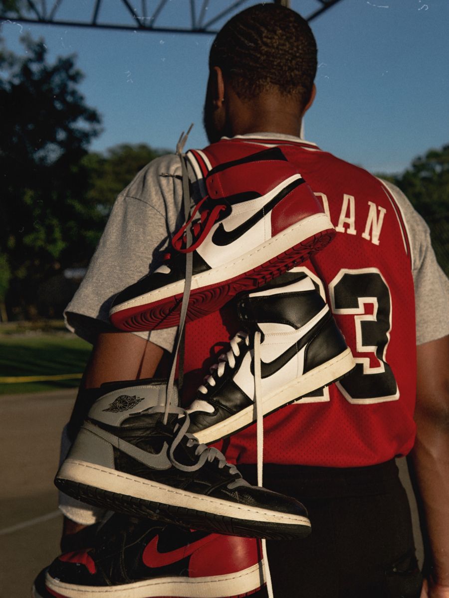 Sneakers