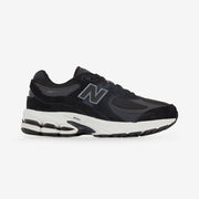 New Balance 2002R