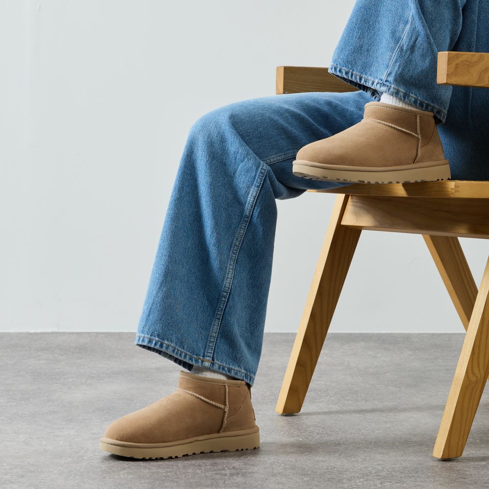 UGG Classic Ultra Mini - Beige