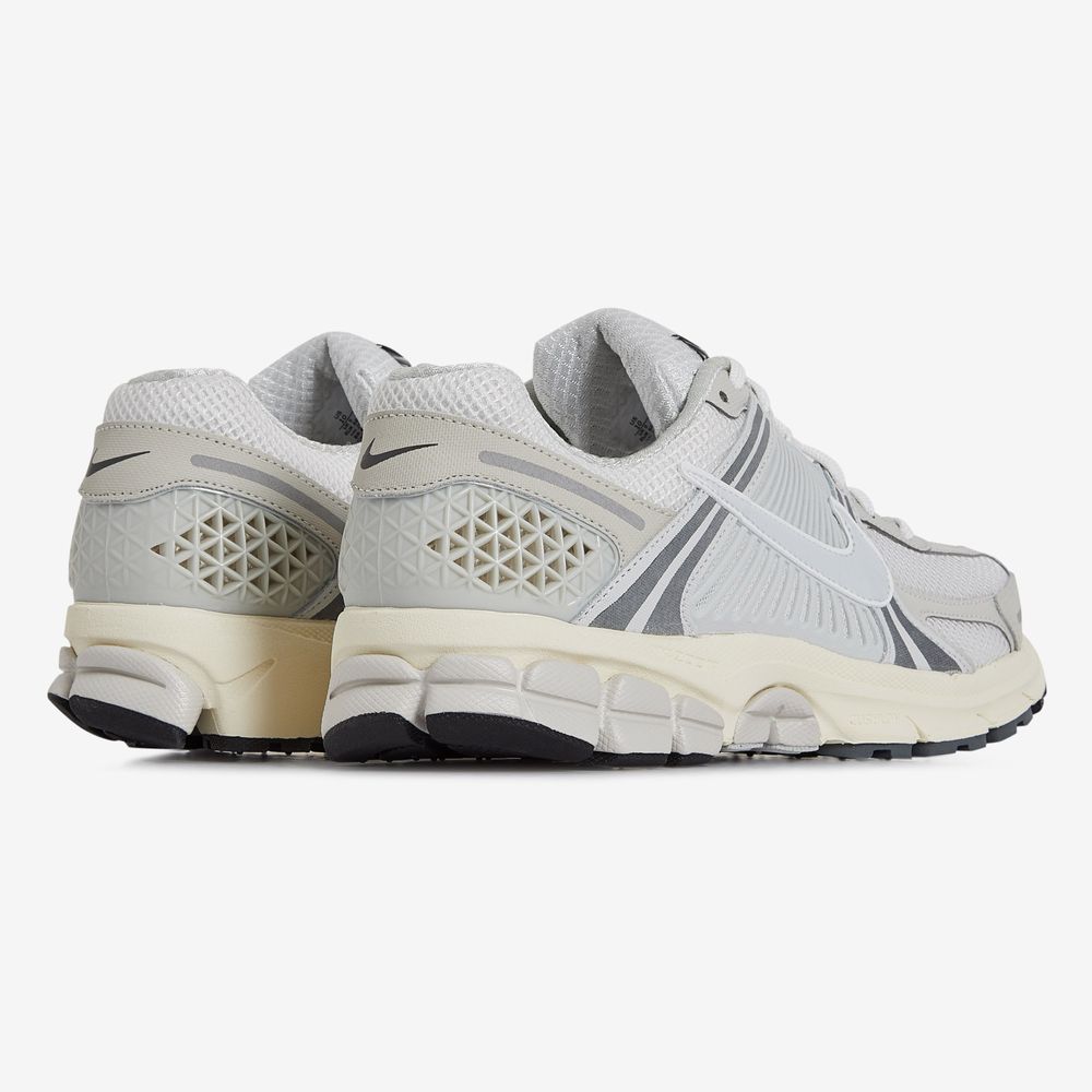 Nike Zoom Vomero 5 - Blanc/beige