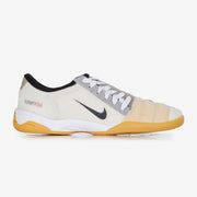 Nike Total 90