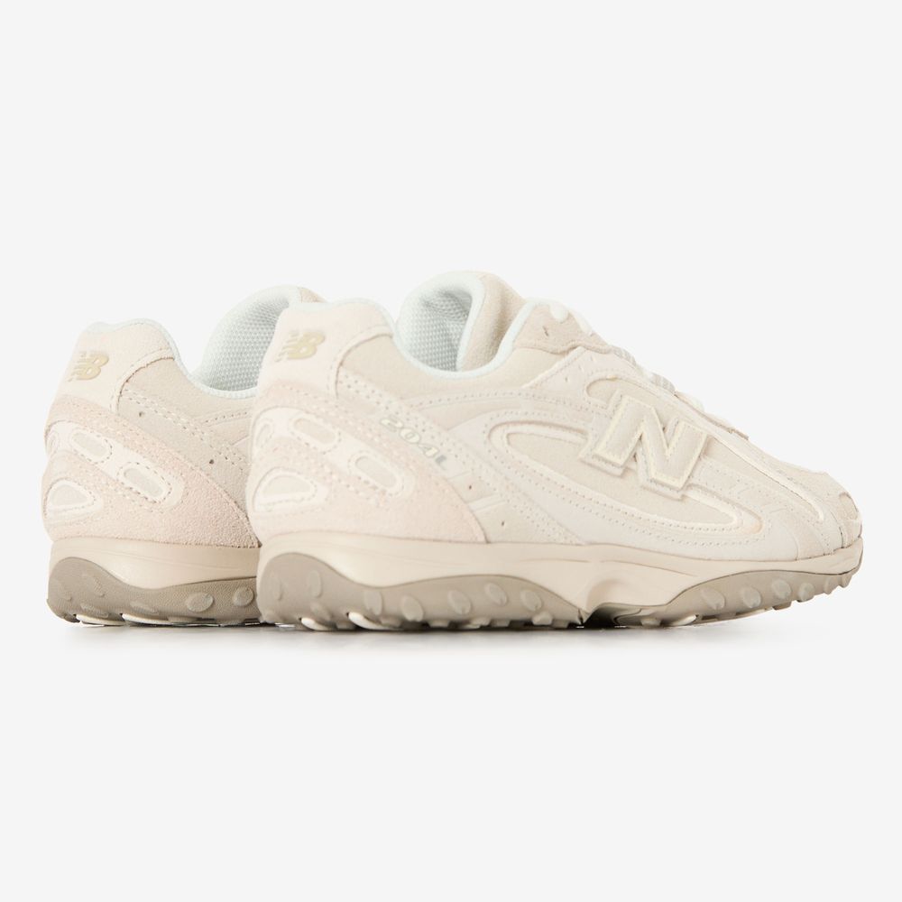 New Balance 204 Suede - Beige