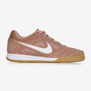 Nike Gato