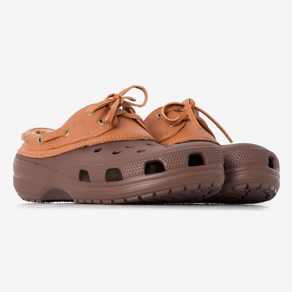 Crocs Classic Boat Shoe - Marron