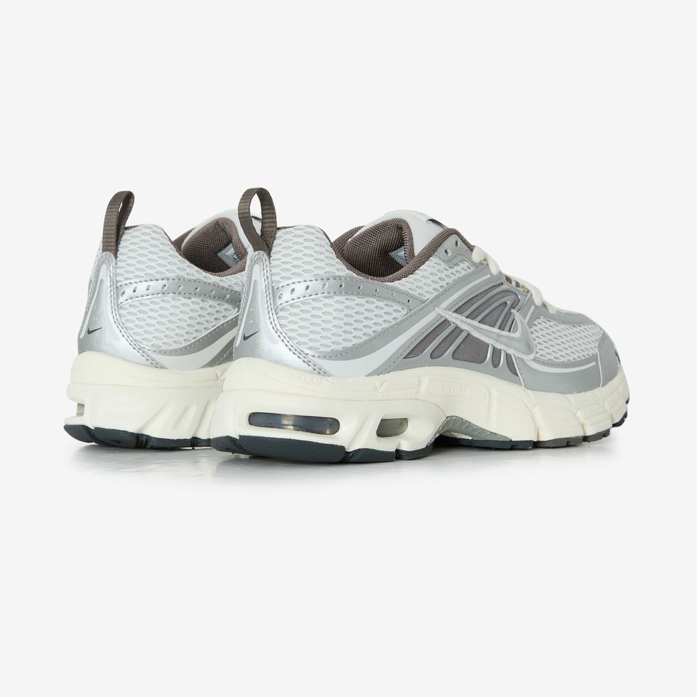 Nike Air Max Moto 2K - Gris/argent