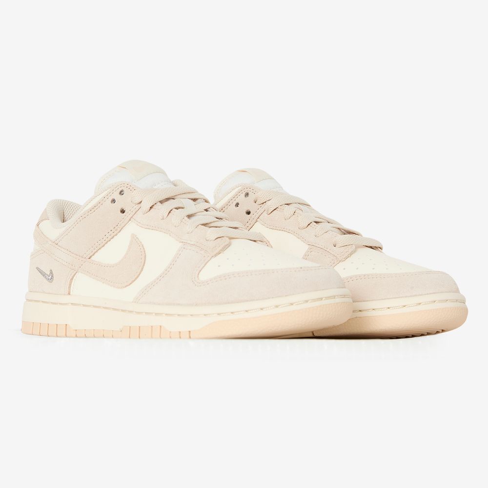 Nike Dunk Low Suede Mini Swoosh - Beige