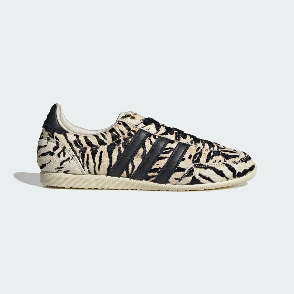 Adidas Originals Chaussure Japan - Off White / Core Black / Core Black