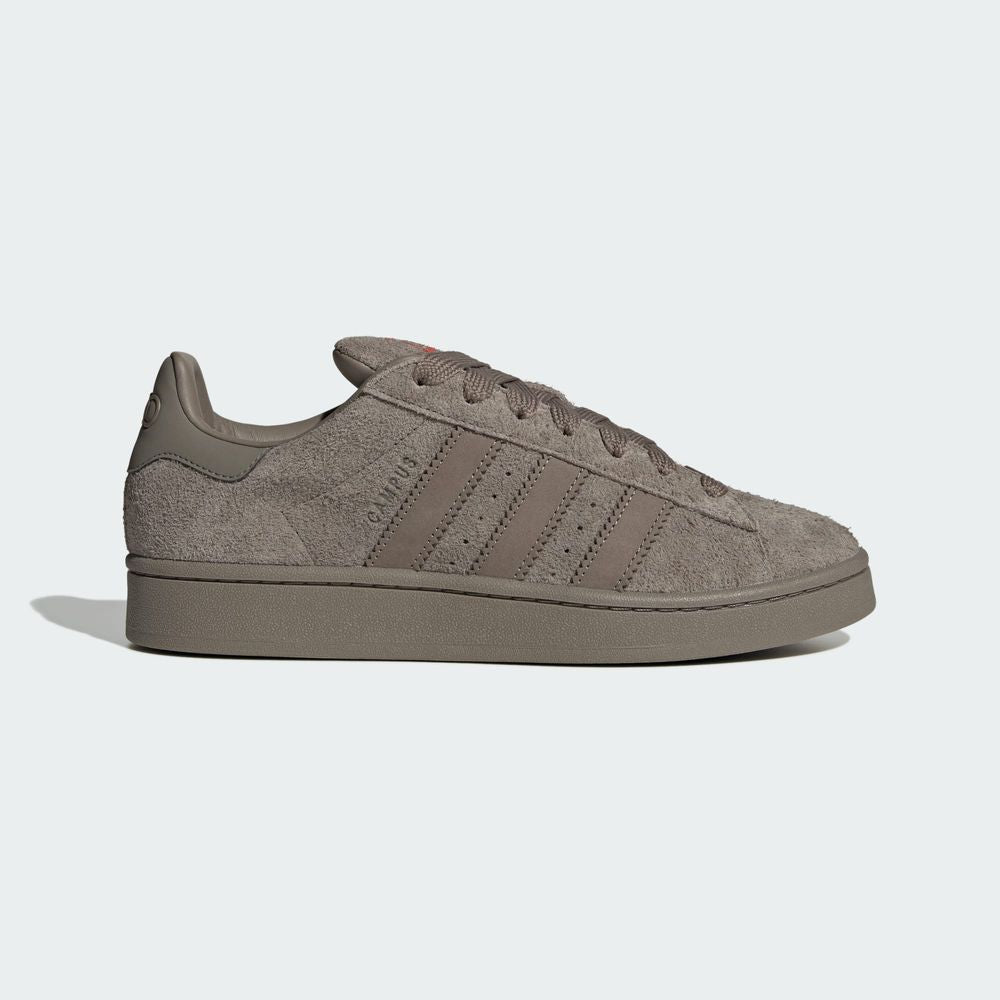 Adidas Originals Chaussure Campus 00S Audi Revolut F1 Team - Simple Brown / Simple Brown / Hi-Res Red