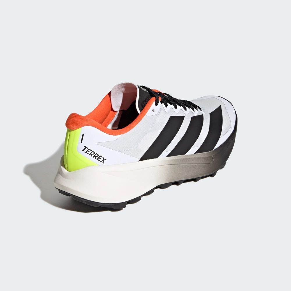 Adidas Originals Chaussure De Trail Running Terrex Agravic 4 - Cloud White / Core Black / Semi Impact Orange
