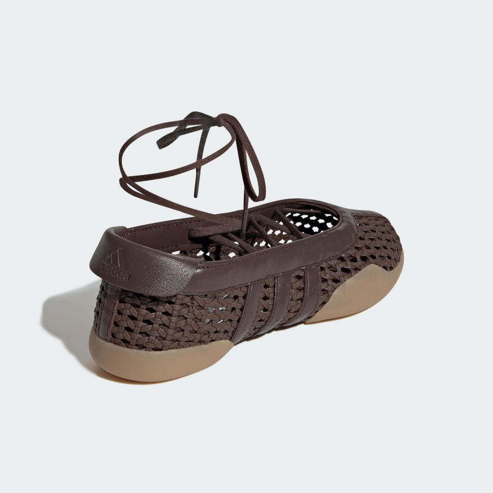 Adidas Originals Chaussure Taekwondo Mei - Brown / Brown / Gum